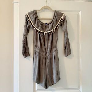 Long sleeve off the shoulder gray romper